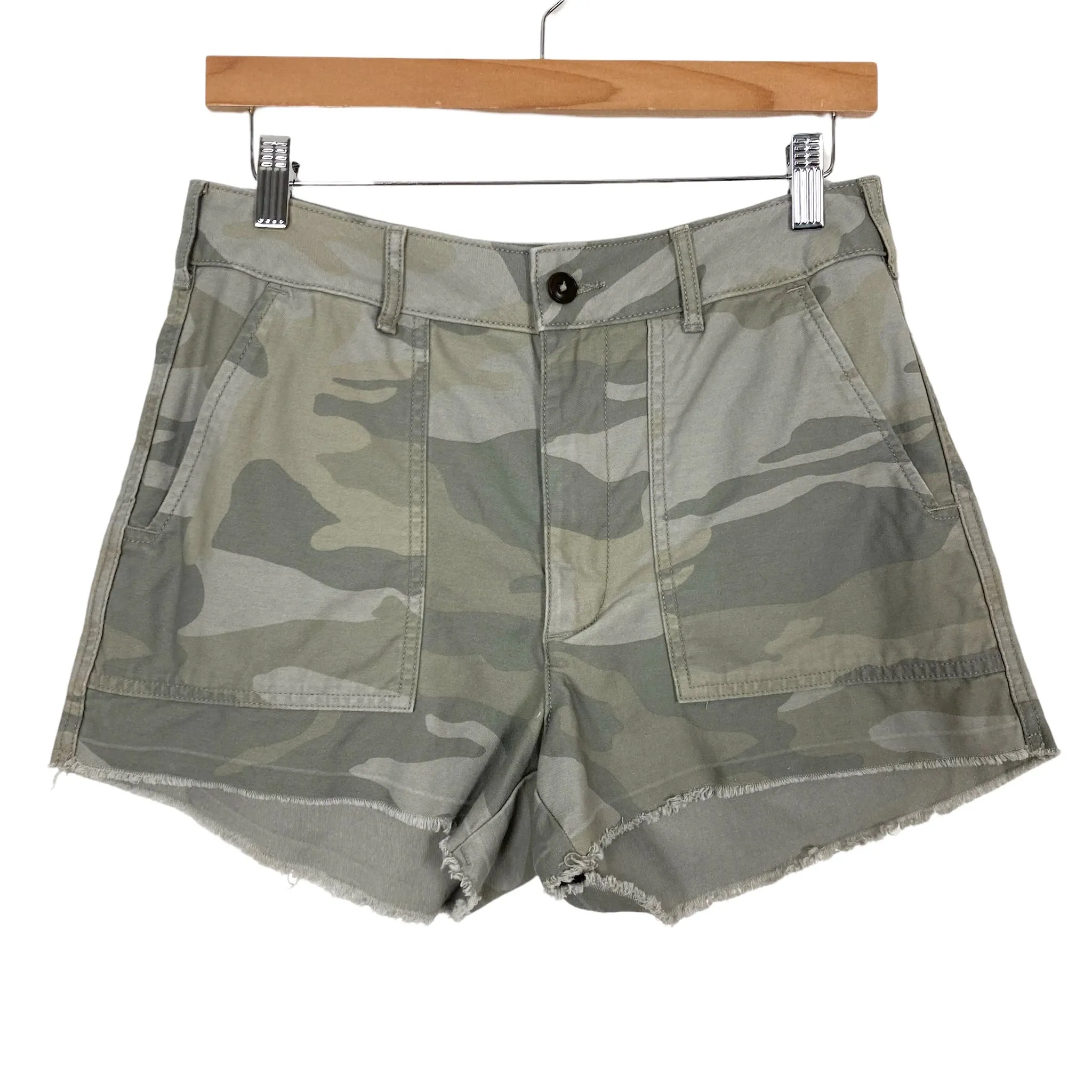 Abercrombie & Fitch Annie High Rise Camo Raw Hem Shorts- Size 28/6