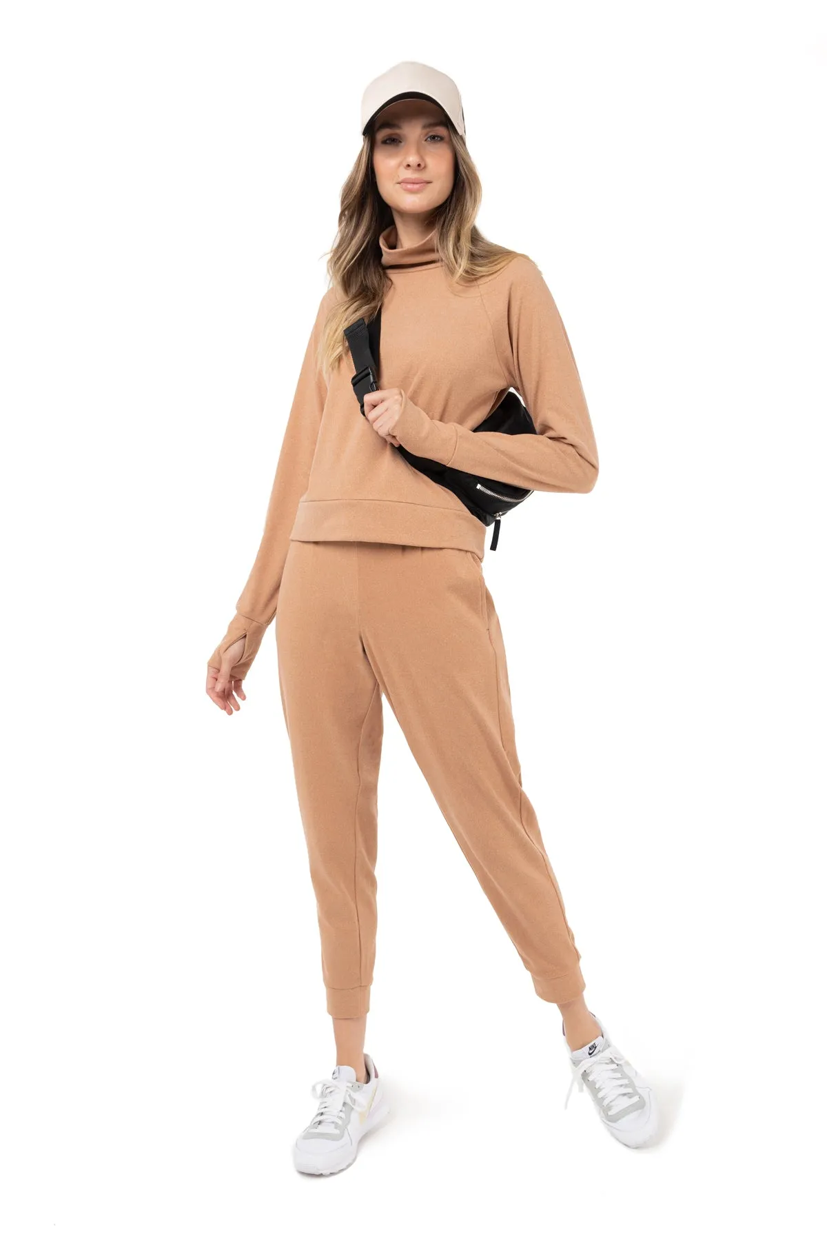 Aura Joggers