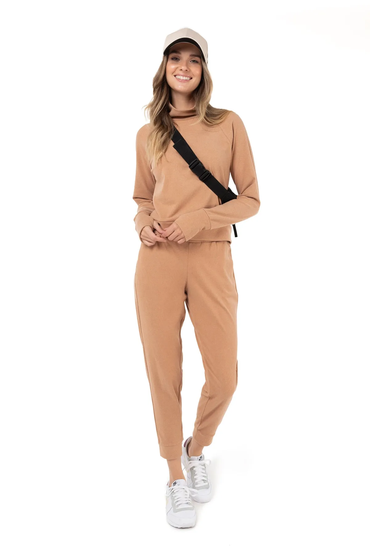 Aura Joggers