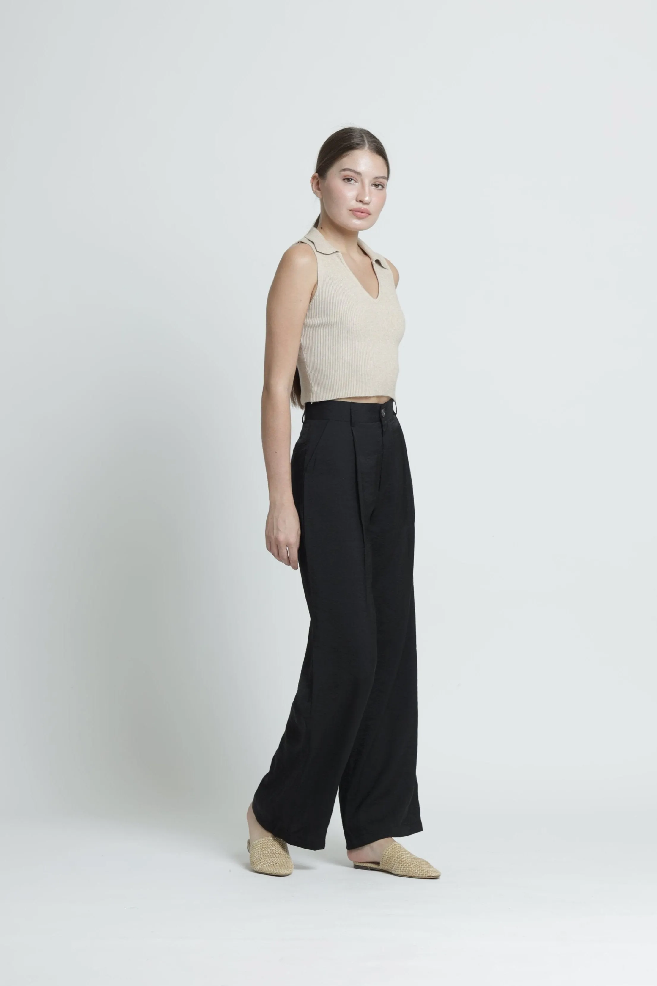 Black Fleur Loose Pants