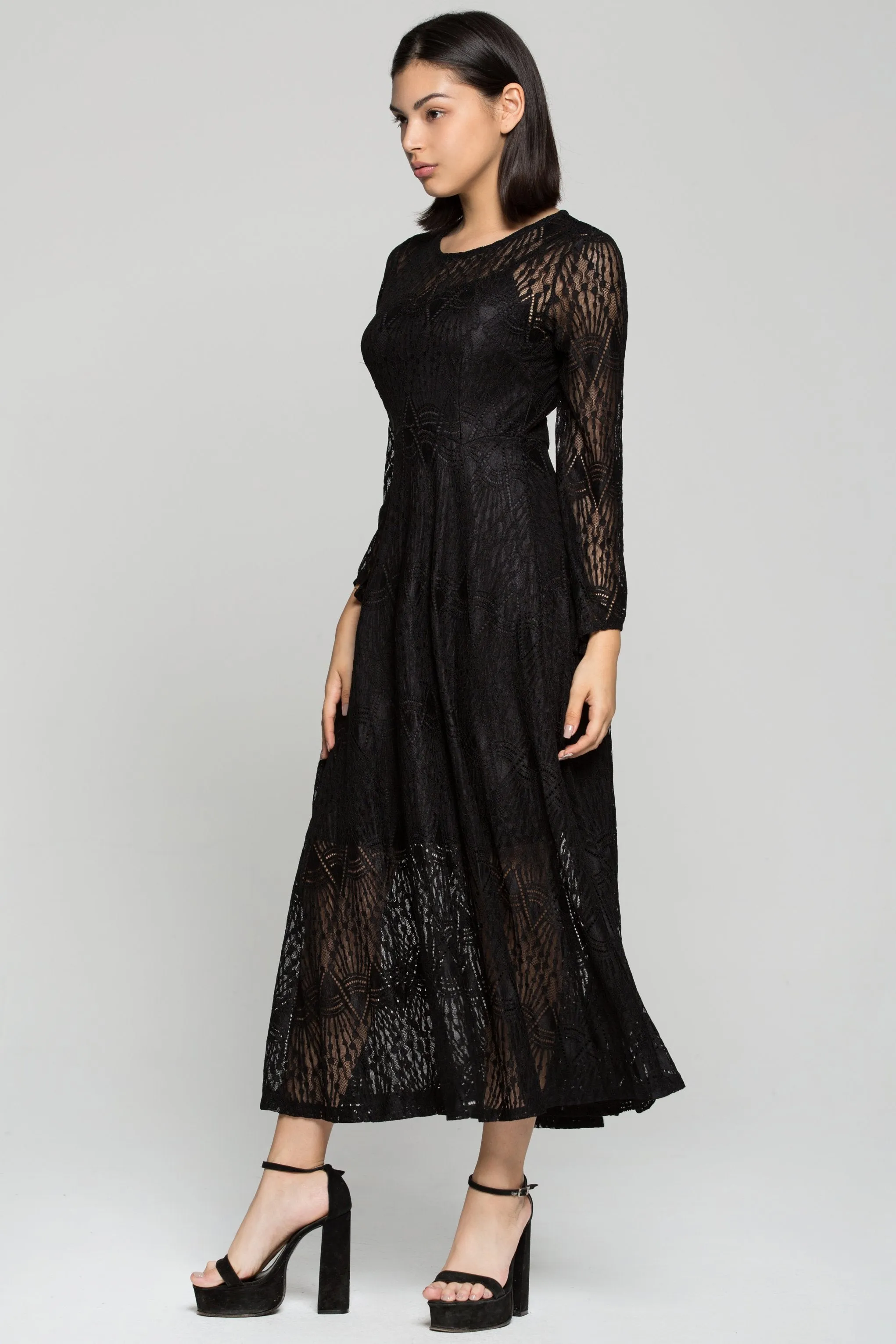 Black Lace Full Sleeves Midi Dress