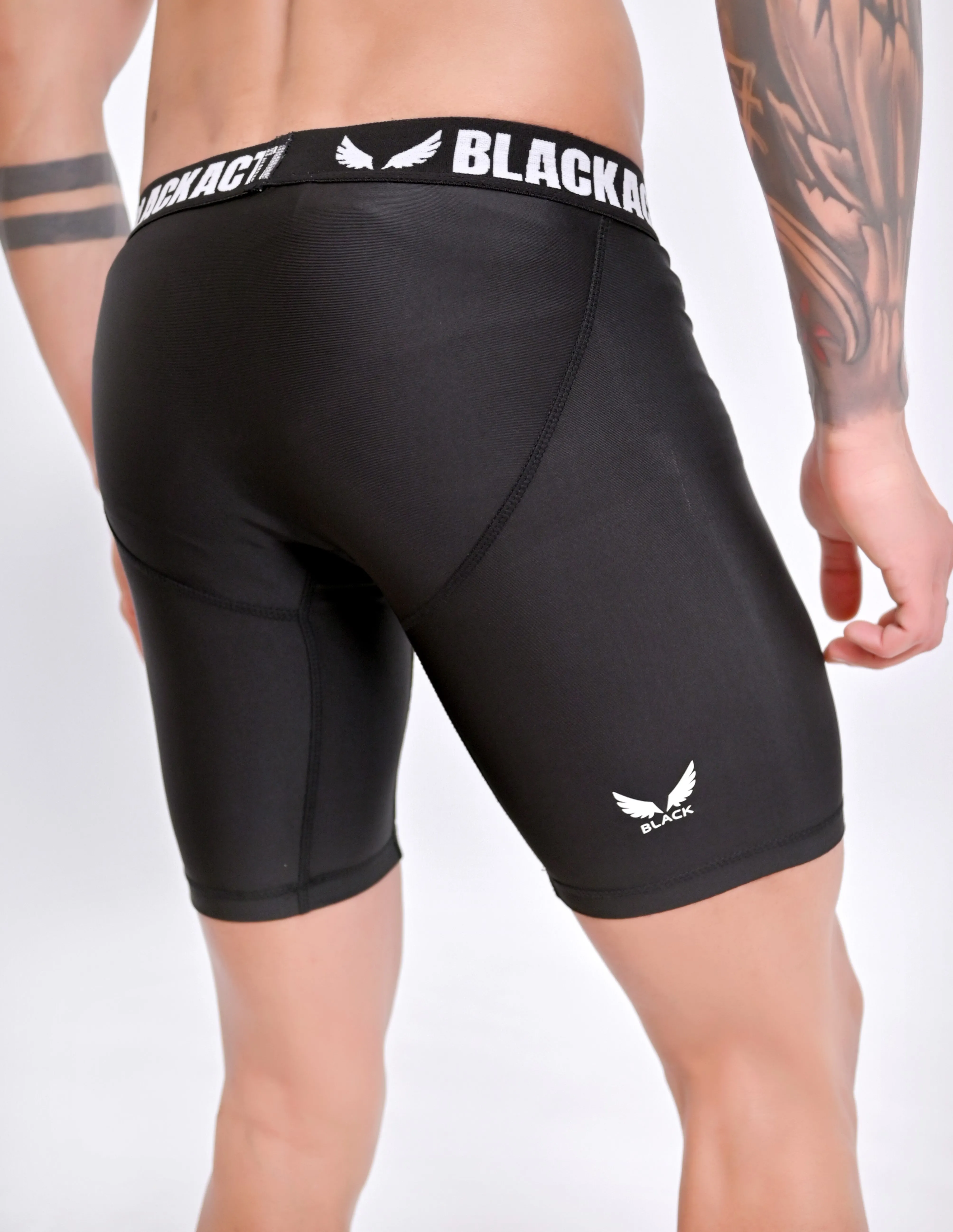 COMPRESSION SHORTS