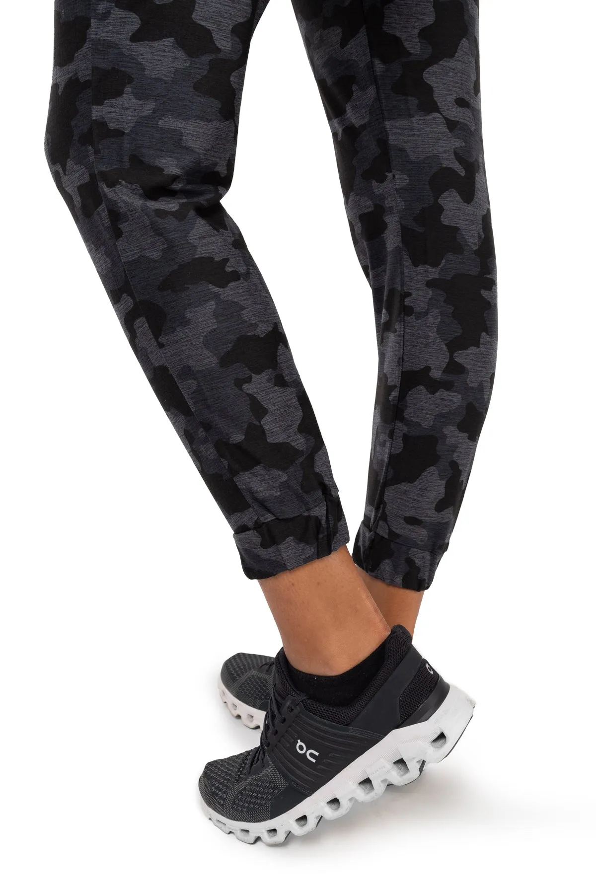 Day-To-Day Energize Camo Joggers