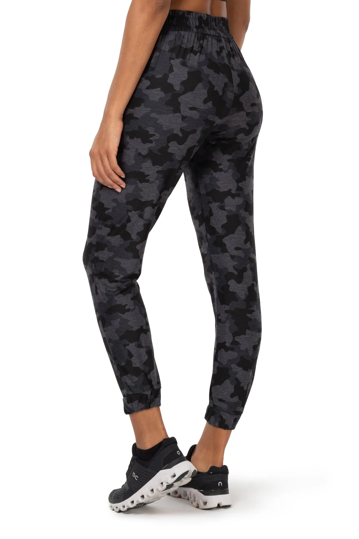 Day-To-Day Energize Camo Joggers