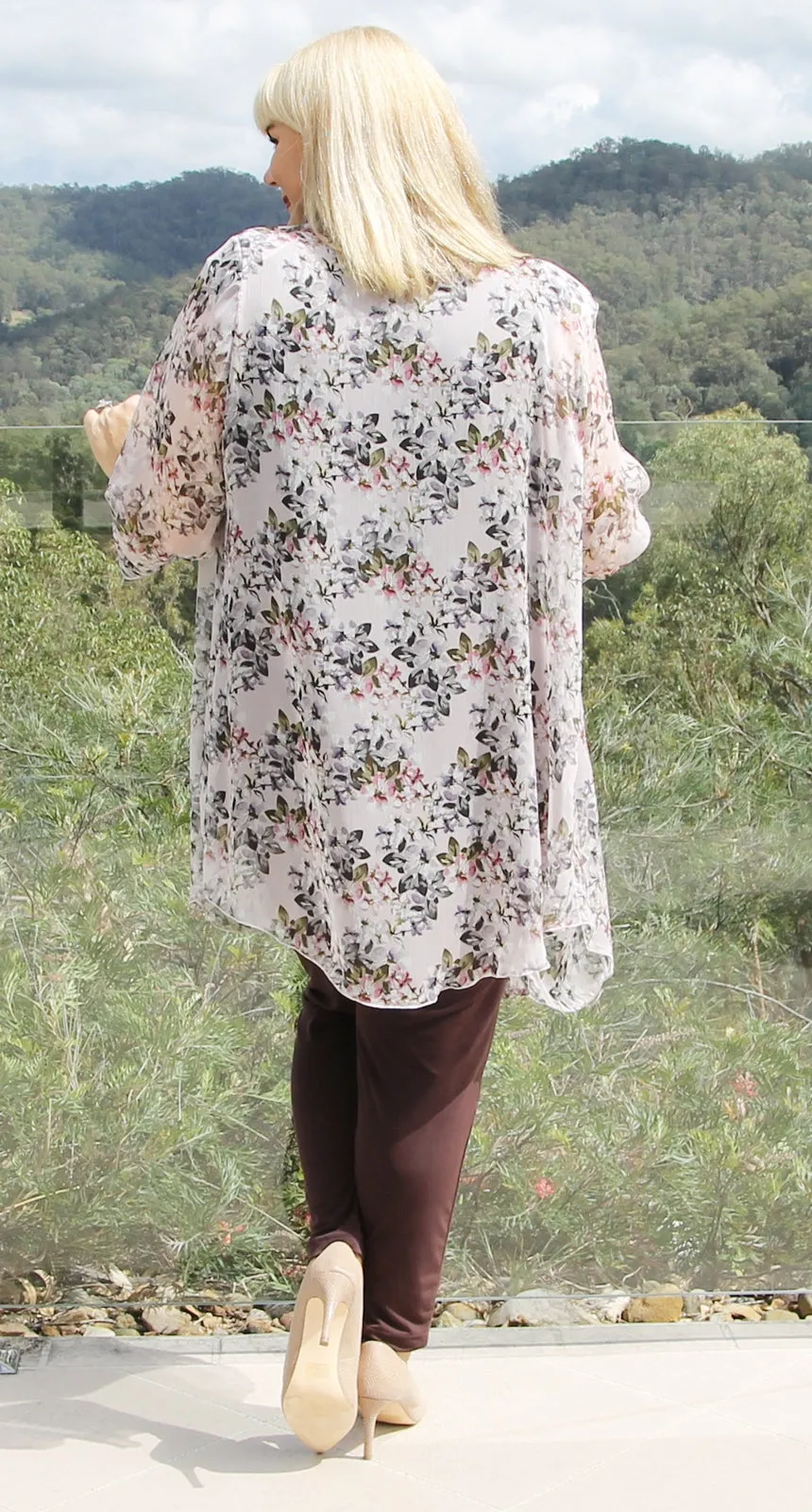 Gently Tapered Leg Pant Chocolate