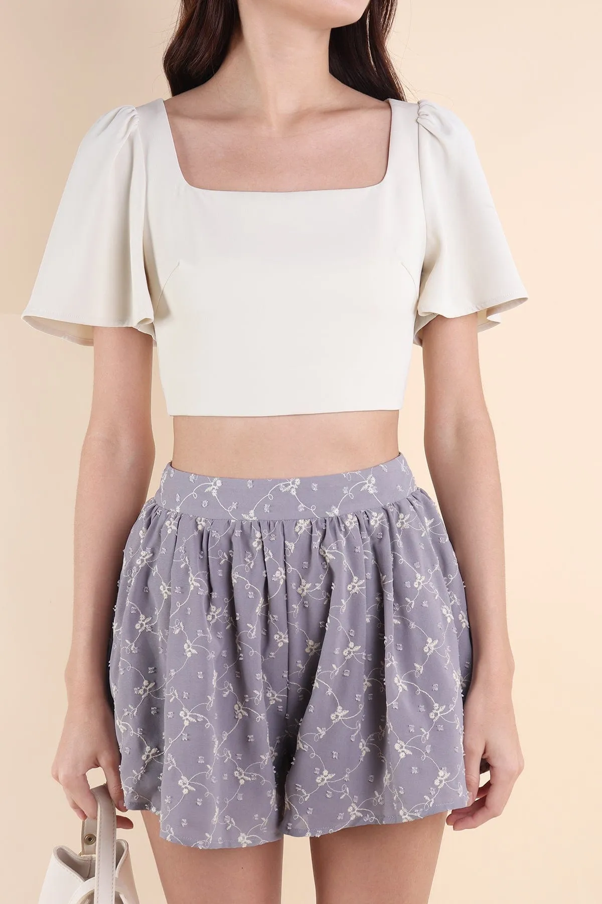 HART FLARE SHORTS IN PERIWINKLE