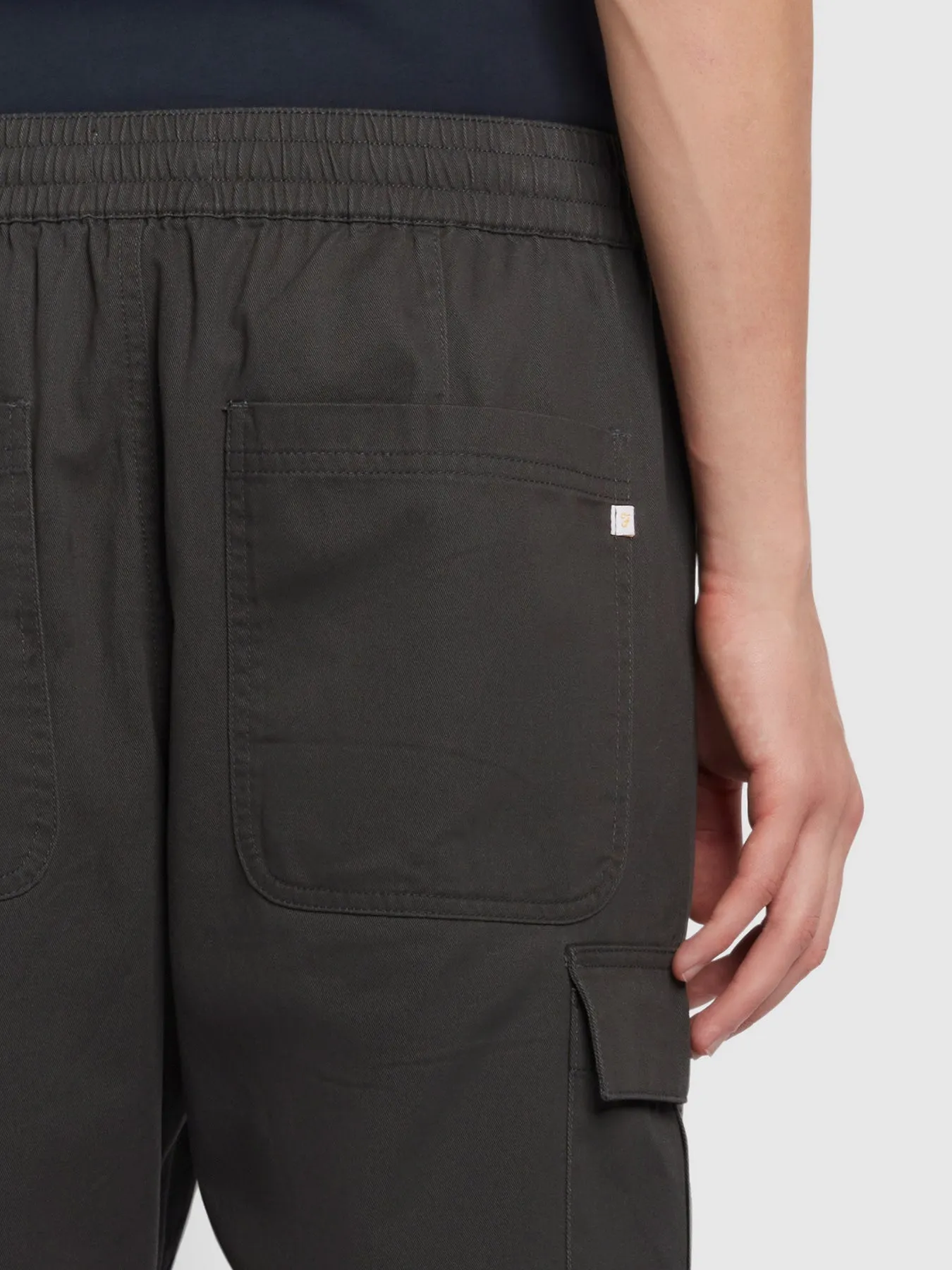 Mayhew Regular Fit Twill Cargo Shorts In Washed Black