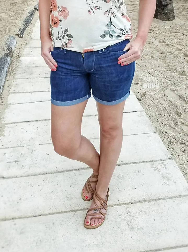 Walker Stretch Denim Shorts